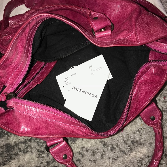 Purse - Picture 5 of 8